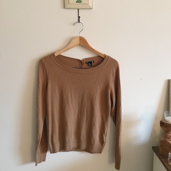 H&M Sweaters - H&M basics tan crewneck sweater